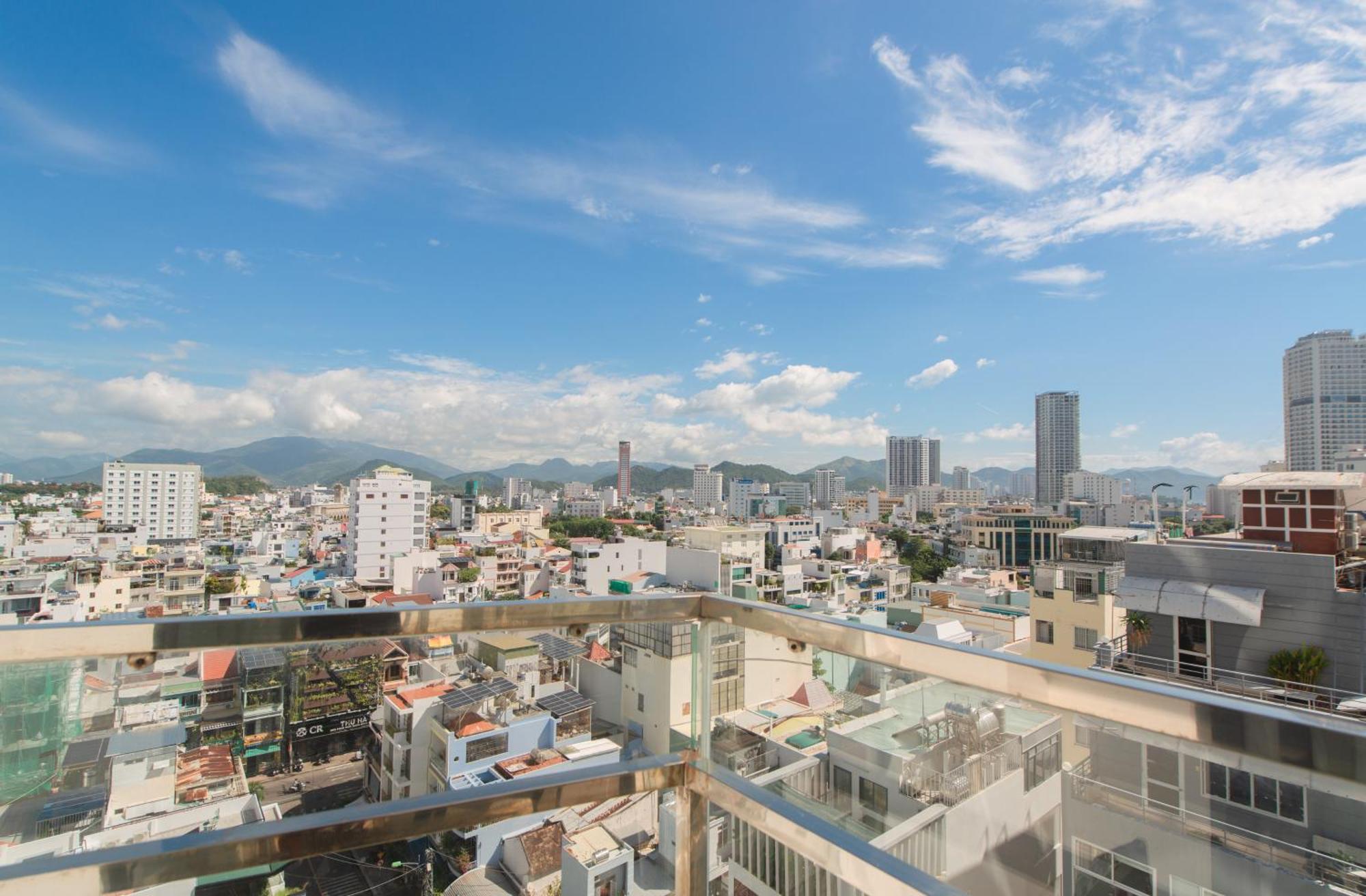 Khách sạn Bờ Biển Vàng - Gold Coast Hotel Nha Trang Exterior foto