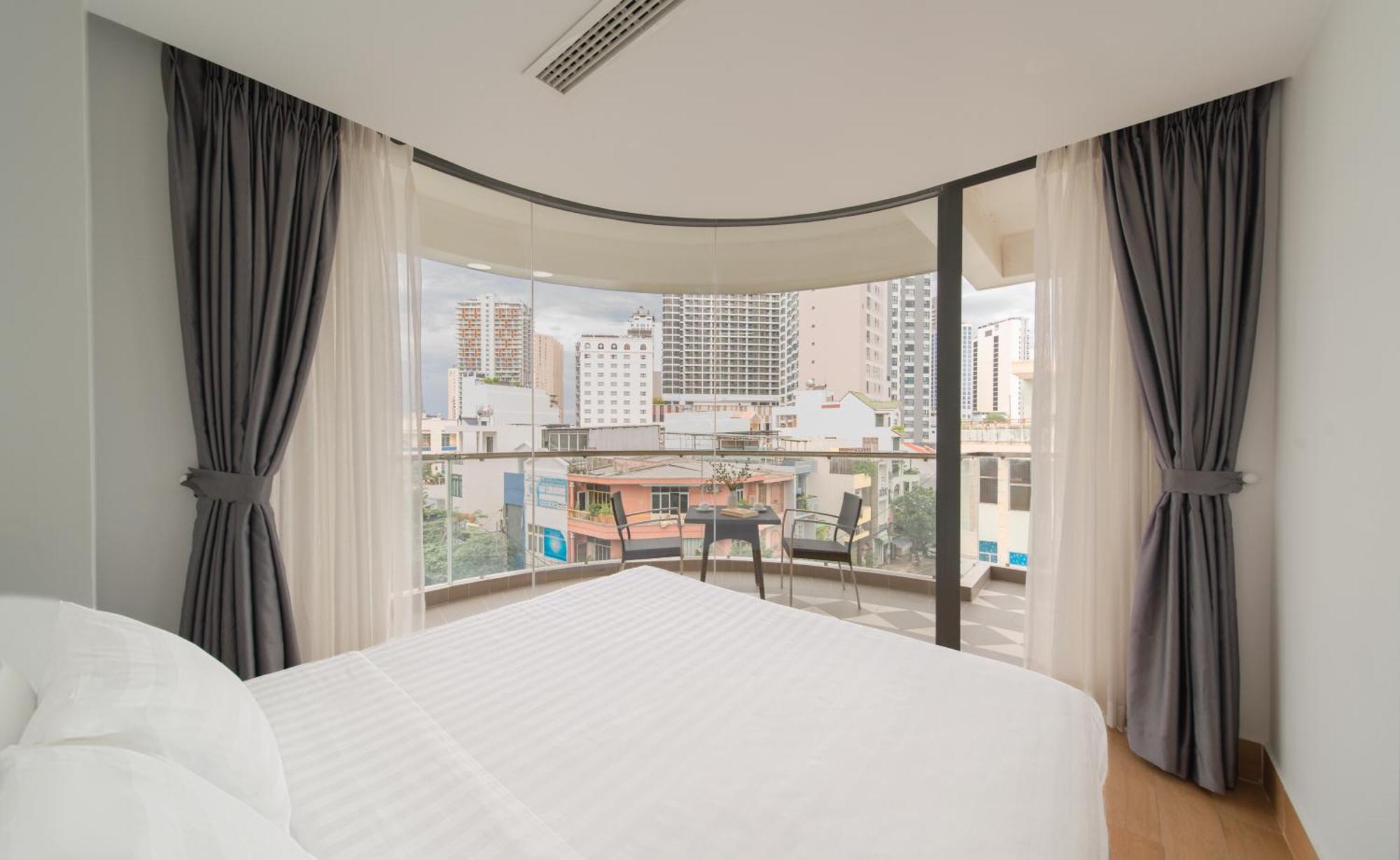 Khách sạn Bờ Biển Vàng - Gold Coast Hotel Nha Trang Exterior foto