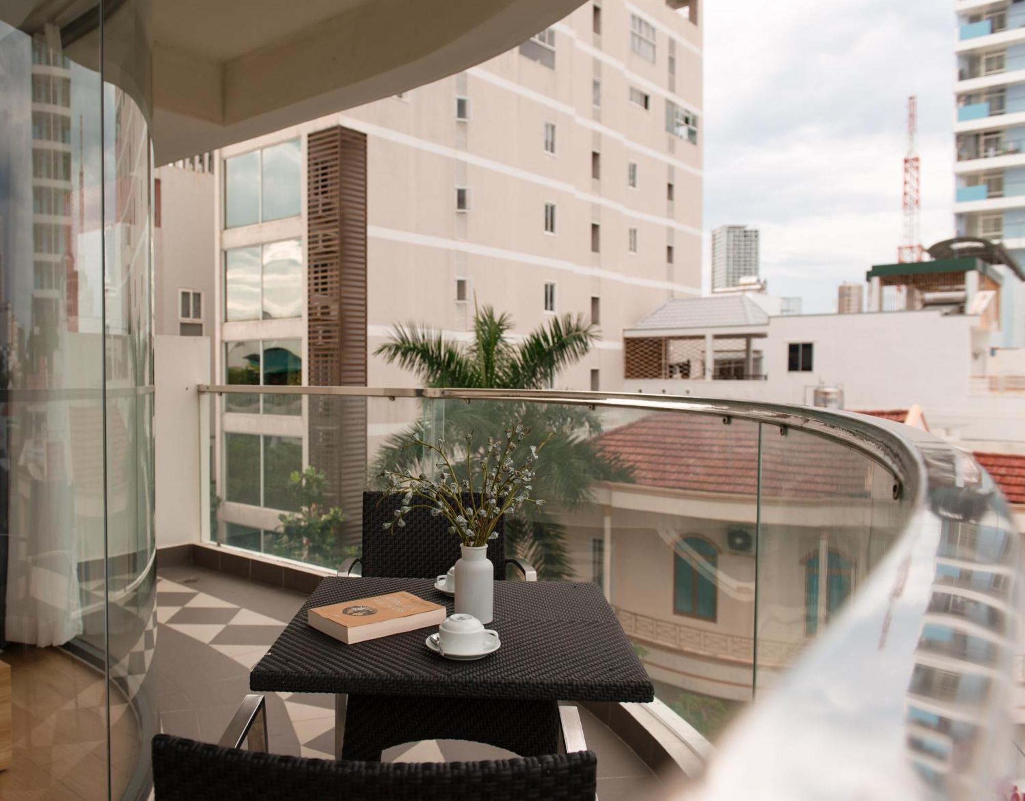 Khách sạn Bờ Biển Vàng - Gold Coast Hotel Nha Trang Exterior foto